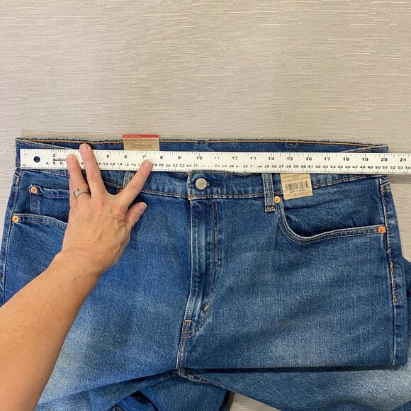 Levi's 505 Jeans Mens 40 x 32 Straight Leg Regular Fit Medium Wash Denim Pants - Picture 6 of 13